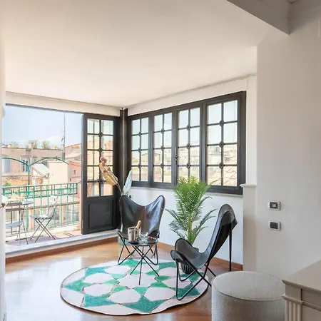 Iflat Margutta Colors On Canvas Apartment