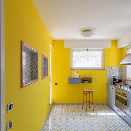 Iflat Margutta Colors On Canvas Apartment