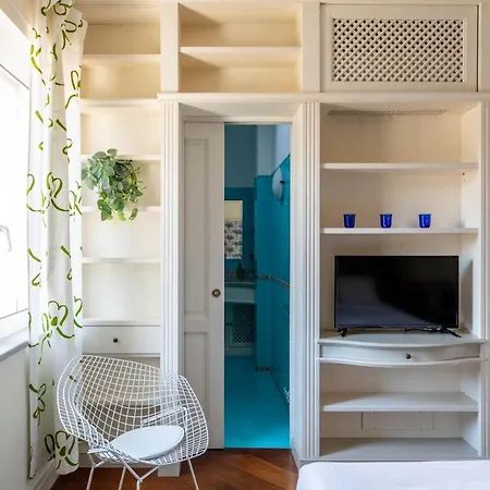 Iflat Margutta Colors On Canvas Apartment *