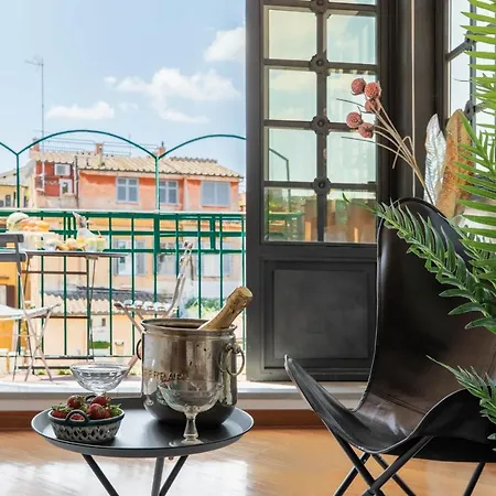 Apartment Iflat Margutta Colors On Canvas Rome